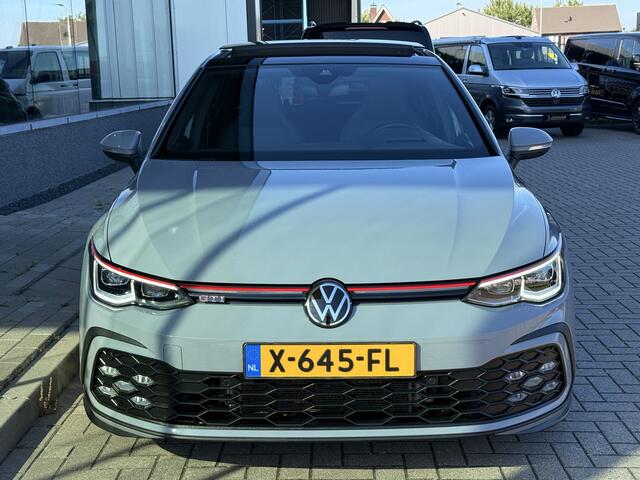 Volkswagen GOLF 2.0 TSI GTI | Pano | Harman / Kardon | Achteruitrijcamera | HDD | Stoel / Stuurverwarming |