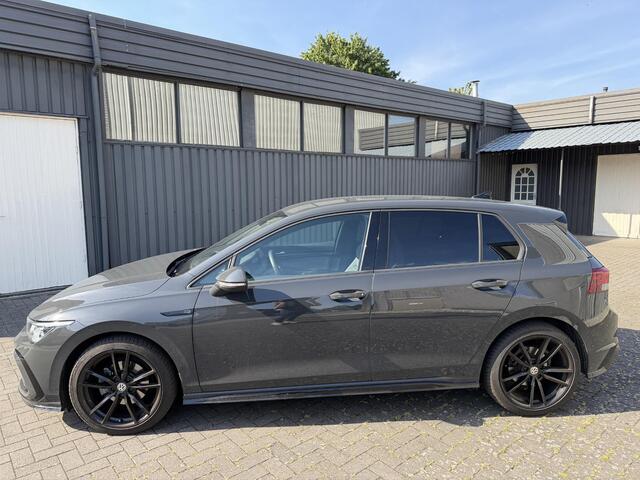 Volkswagen GOLF 1.5 eTSI R-Line | Camera | Adaptive |