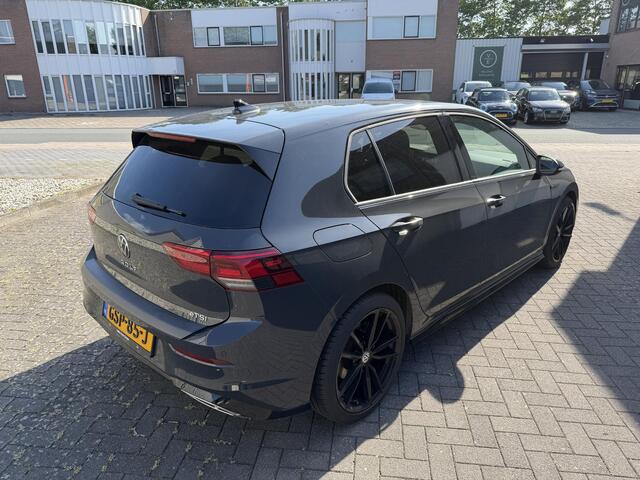 Volkswagen GOLF 1.5 eTSI R-Line | Camera | Adaptive |