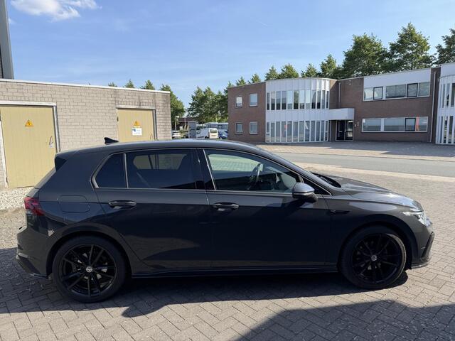 Volkswagen GOLF 1.5 eTSI R-Line | Camera | Adaptive |