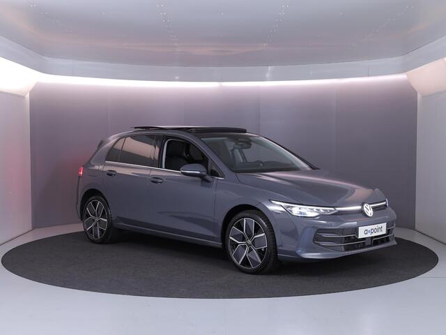 Volkswagen GOLF 1.5 eHybrid Style Edition 204 pk Automaat (DSG) | Verlengde garantie | Navigatie | Panoramadak | Trekhaak (wegklapbaar) | Parkeersensoren (Park assist) | Achteruitrijcamera | Stoelverwarming |