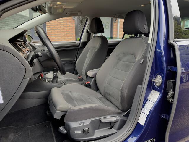 Volkswagen GOLF 7.5 1.0 TSI COMFORTLINE NAVI AIRCO APPLE-CARPLAY LED LMV PDC