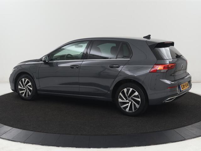 Volkswagen GOLF 1.4 eHybrid Style | SOH 88% | Massage | Adaptive cruise | Carplay | Memory | Navigatie | Sfeerverlichting | Parkeerhulp | Climate control | Bluetooth | PHEV | Plug In