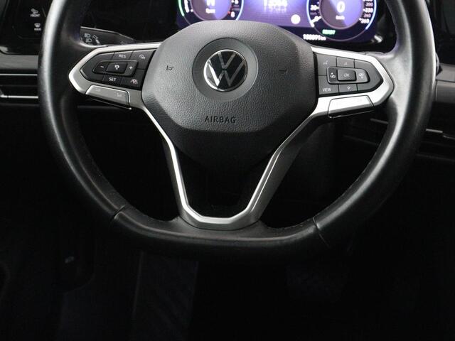 Volkswagen GOLF 1.4 eHybrid Style | SOH 88% | Massage | Adaptive cruise | Carplay | Memory | Navigatie | Sfeerverlichting | Parkeerhulp | Climate control | Bluetooth | PHEV | Plug In