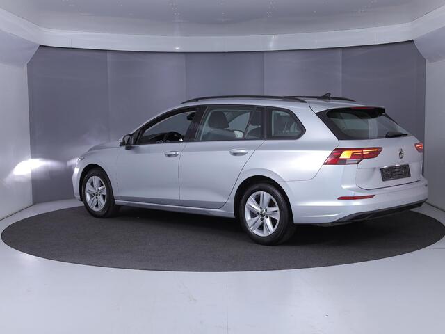 Volkswagen GOLF 1.5 eTSI Life VARIANT 150PK DSG | Navigatie | Stoelverwarming | Trekhaak |
