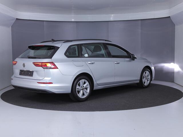 Volkswagen GOLF 1.5 eTSI Life VARIANT 150PK DSG | Navigatie | Stoelverwarming | Trekhaak |