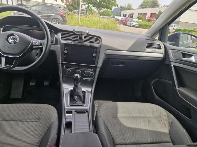 Volkswagen GOLF 1.0 TSI Highline
