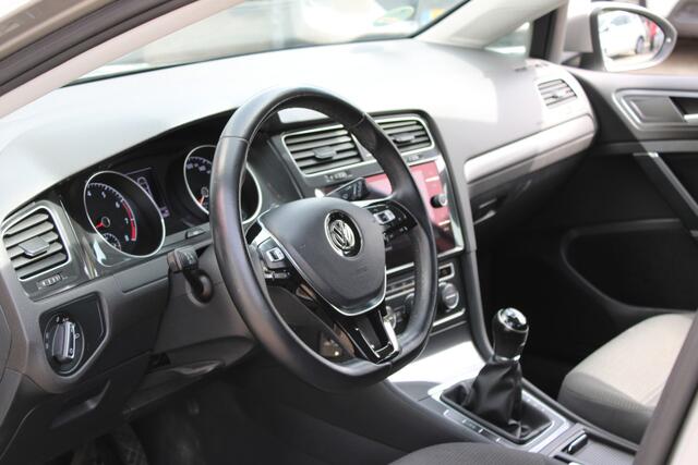 Volkswagen GOLF 1.0 TSI Comfortline
