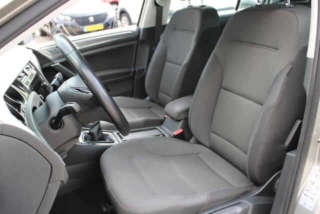 Volkswagen GOLF 1.0 TSI Comfortline