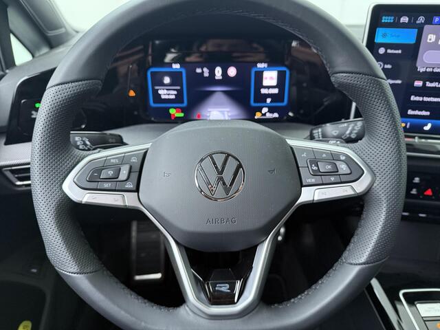 Volkswagen GOLF Variant R-Line-Edition 1.5 eTSI 85 kW / 116 pk 7-DSG | LED Matrix | Area View 360 graden camera |