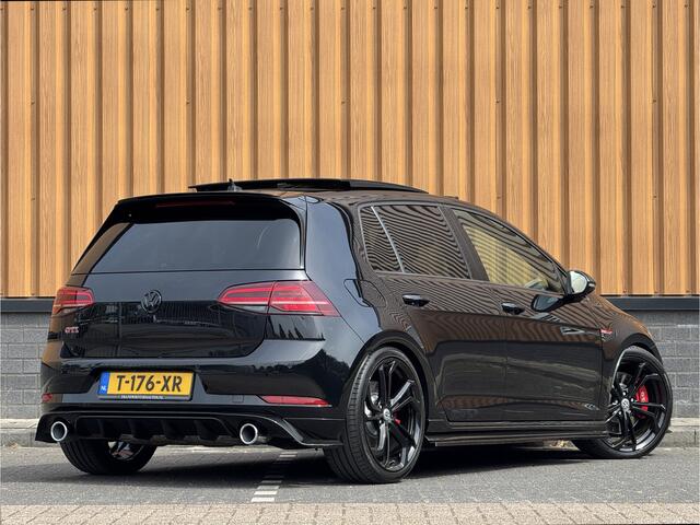 Volkswagen GOLF 2.0 TSI GTI TCR | Performance Pack | 290 PK! | Panoramdak | Rijmodus | Dodehoeksensor | Lane Assist | Navigatie | Stoelverwarming | Adaptieve Cruise Control | LED | DAB | Keyless Entry / Go |