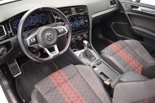 Volkswagen GOLF 2.0 TSI GTI TCR |Pano|Keyless|ACC|Carplay|