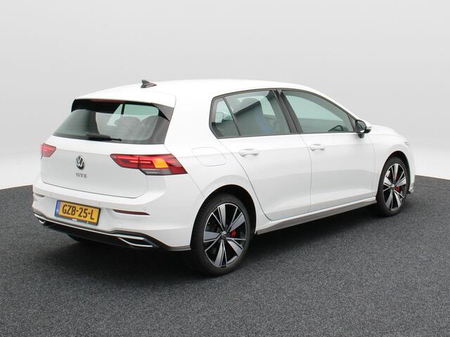 Volkswagen GOLF 1.4 eHybrid GTE 245 Pk | Stoelverwarming | Adaptive Cruise | Full LED | Navigatie | Carplay | 18 inch | 54.560 Km !!