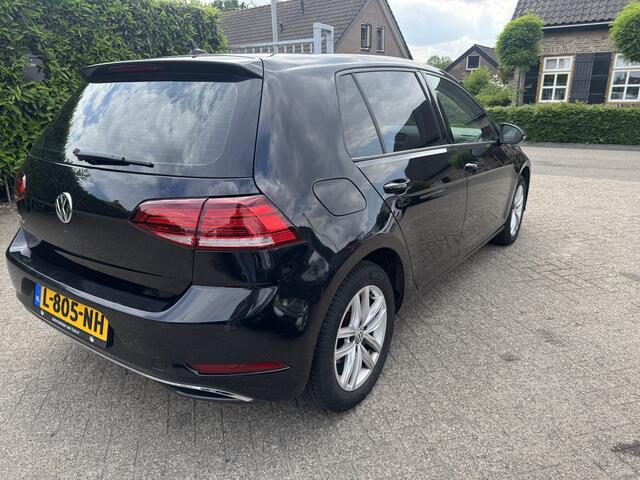 Volkswagen GOLF 2.0 TDI Highline Business R DSG
