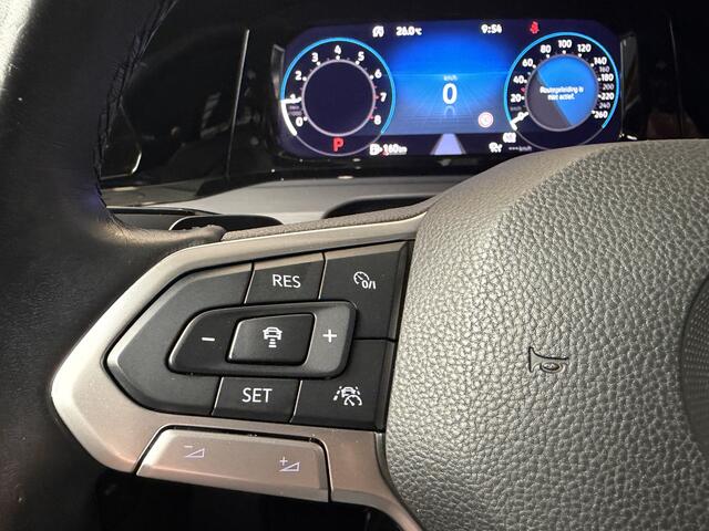 Volkswagen GOLF 1.5 eTSI STYLE/IQ LIGHT/STOEL MEM/PDC/17 INCH/CARPLAY/NAVI