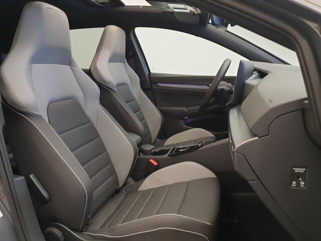 Volkswagen GOLF GTE 1.5 eHybrid 272pk DSG/AUT Leder, Pano, Wegklapbare trekhaak, Head-up