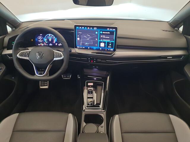 Volkswagen GOLF GTE 1.5 eHybrid 272pk DSG/AUT Leder, Pano, Wegklapbare trekhaak, Head-up