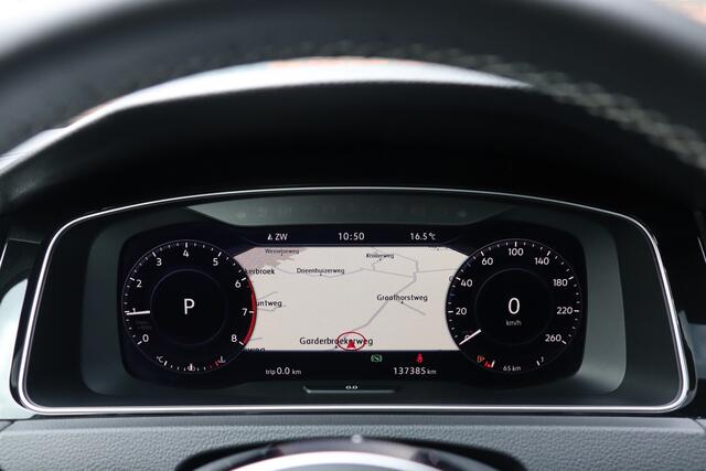 Volkswagen GOLF 1.5 TSI 2x R-line, Pano, trekhaak
