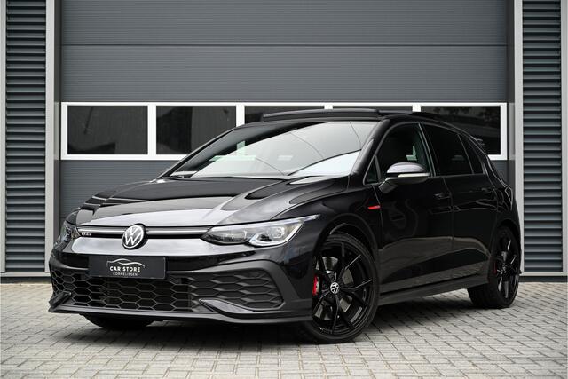 Volkswagen GOLF 2.0 TSI GTI CLUBSPORT 300 PK / PANO / IQ LIGHT / HARMAN KARDON / CAMERA / DEALERONDERHOUDEN / 1E EIGENAAR