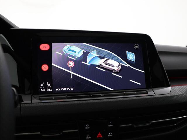 Volkswagen GOLF 2.0 TSI 245pk DSG GTI · Panoramadak · Camera · Sfeerverlichting · Apple/Android Car Play · 18'' Inch ·