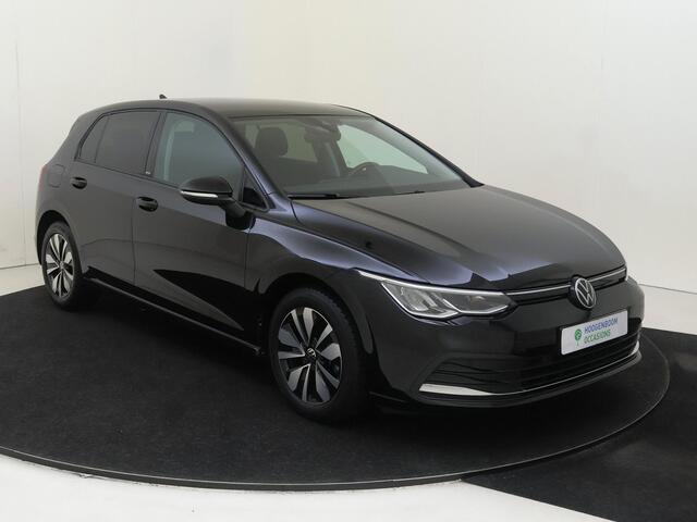 Volkswagen GOLF 1.5 TSI Life Business | Navigatie | Stoel- en stuurwielverwarming | Adaptieve cruise control | Parkeersensoren | Elektrisch inklapbare buitenspiegels | CarPlay | 3-zone airco |
