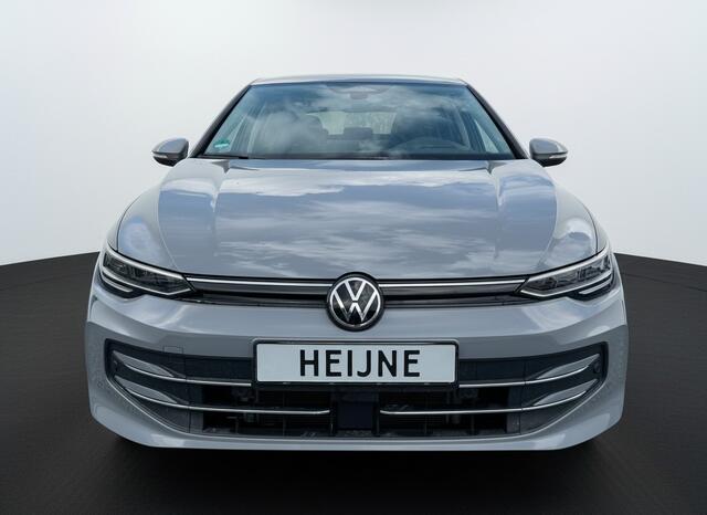 Volkswagen GOLF 1.5 eHybrid 204PK PLUG IN. LIFE CAMERA/NAVI/HEAD-UP/CARPLAY