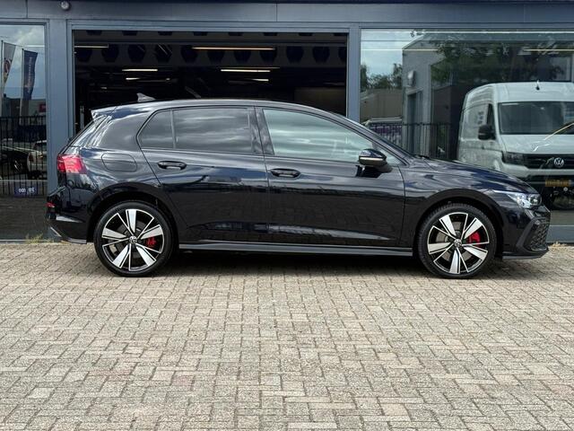 Volkswagen GOLF 1.4 eHybrid GTE Volkswagen Golf 1.4 GTE | goed in opties | IQ verlichting | Adaptive Cruisecontrol |