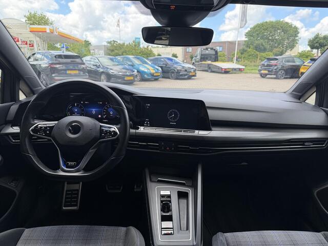 Volkswagen GOLF 1.4 eHybrid GTE NAVI | CRUISE | SPORT VELGEN | STUUR VERWARMING | PARKEERSENSOREN | CLIMA | AIRCO | IQ DRIVE