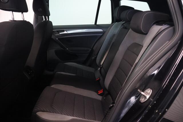 Volkswagen GOLF Variant 1.5 TSI HighLine Business R DSG | 3x R Line | ACC | Carplay