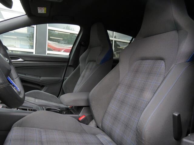 Volkswagen GOLF 1.4 245pk eHYBRID GTE / Trekhaak / 18 Inch / Stoel en stuurverw. / Navi / BOVAG garantie