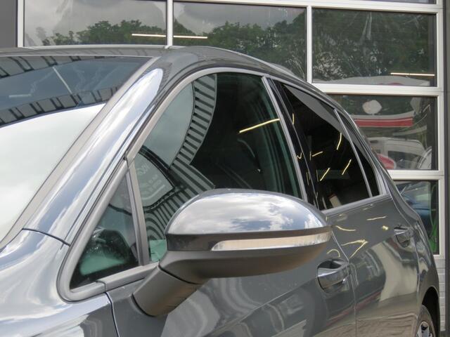 Volkswagen GOLF 1.4 245pk eHYBRID GTE / Trekhaak / 18 Inch / Stoel en stuurverw. / Navi / BOVAG garantie