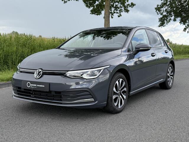 Volkswagen GOLF 1.5 TSI Life | Navigatie | HUD | Apple CarPlay/Android Auto | Stoelverwarming | Virtual Cockpit | Adaptieve Cruise Control | Camera | DAB |