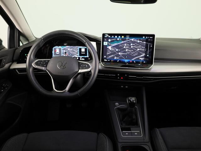 Volkswagen GOLF variant Life Business 1.5 TSI 85 kW 116 pk | Verlengde garantie | Navigatie | Parkeersensoren | Adaptieve cruise control | Elektr. bestuurdersstoel met geheugen | Stoelverwarming |