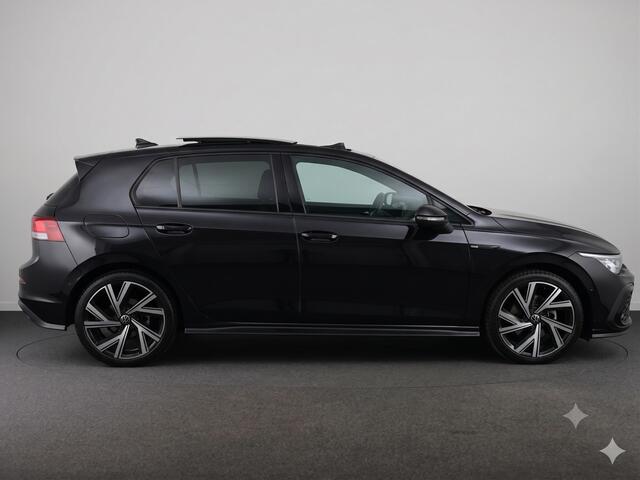 Volkswagen GOLF 1.5 eTSI R-Line Business+ Automaat | Schuifdak | Cruise | Clima | Stoel & Stuur verwarming | Apple Carplay of Android Auto