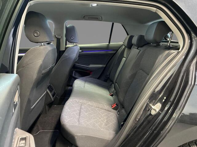 Volkswagen GOLF 1.0 eTSI 110pk DSG Life Business · Camera · Keyless · Dodehoeksensor · Apple/Android Car Play · Clima · Navigatie · Garantie t/m 12-10-2026 of 60.000km