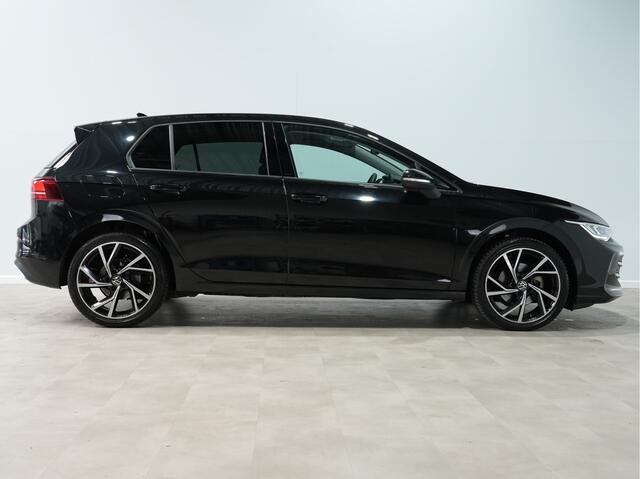 Volkswagen GOLF 1.5 eTSI 115pk DSG Life Edition | Navigatie | Camera | Full-LED | 18"Lm 104