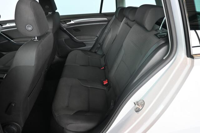 Volkswagen GOLF Variant 1.0 TSI Comfortline Carplay Cruise control LED Clima Navigatie 1e Eigenaar PDC Inruil Mogelijk!