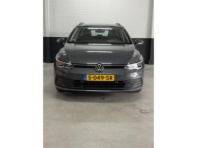 Volkswagen GOLF 1.0 TSI Life Stoelverw V+A Stuurverw Standkachel Dodehoek, IQ-Dr
