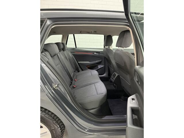 Volkswagen GOLF 1.0 TSI Life Stoelverw V+A Stuurverw Standkachel Dodehoek, IQ-Dr