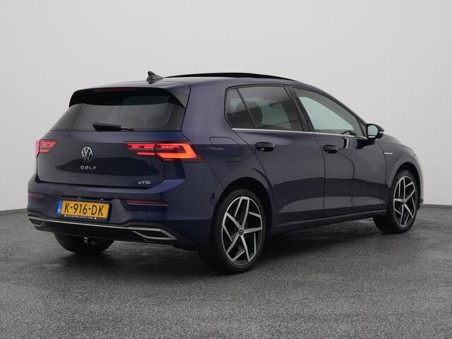 Volkswagen GOLF 1.5 eTSI R-Line | PANO | CAMERA | ADAPTIVE | STOEL- EN STUURVERW.
