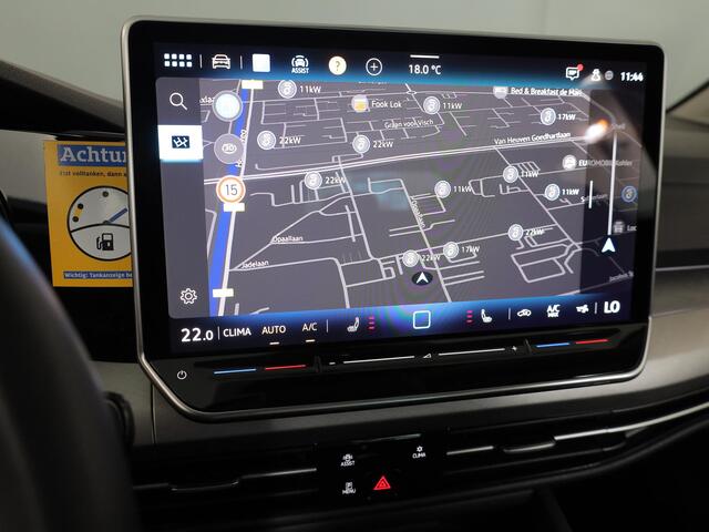 Volkswagen GOLF Variant 1.5 eTSI Life Edition 116 pk Automaat (DSG) | Navigatie | Trekhaak (wegklapbaar) | Parkeersensoren | Adaptieve cruise control | Stoel/stuur verwarming | Autom. airco (3 zones) |