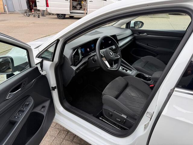 Volkswagen GOLF 1.4 eHybrid Style