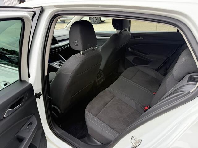 Volkswagen GOLF 1.4 eHybrid Style