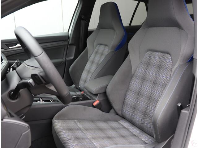 Volkswagen GOLF 1.4 eHybrid GTE | Pano | IQ.Light | Travel Assist | SOH 96,9%
