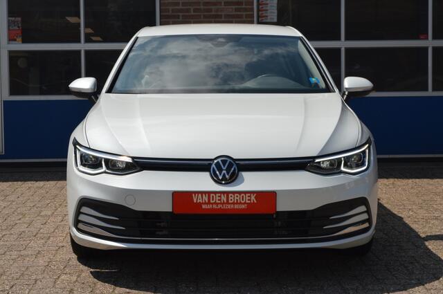 Volkswagen GOLF 1.4 eHybrid Style | AUT - MEMORY