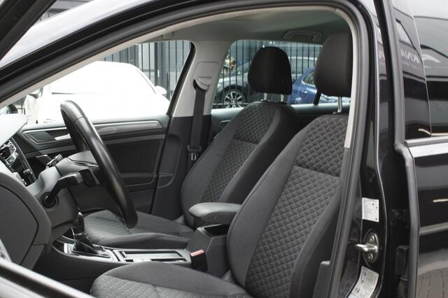 Volkswagen GOLF 1.5 TSI HL | Adap. cruise | Pano | Apple CarPlay | Stoelverwarmi