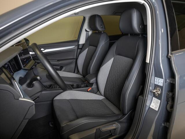 Volkswagen GOLF 1.5 TSI / 116pk / Stoelverwarming / Navigatie / Adaptieve cruise control / Apple carplay / Airco