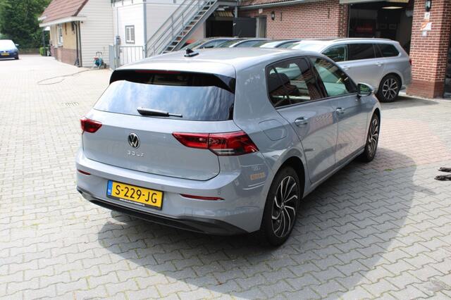 Volkswagen GOLF 1.0 TSI LIFE - Virtual cockpit IQdrive adapt cruise