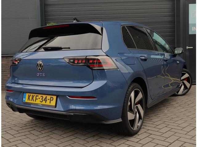 Volkswagen GOLF 1.5 eHybrid GTE | Pano | Black Pack | leer | Trekhaak | Stoel en stuurverwarming | Stoel ventilatie