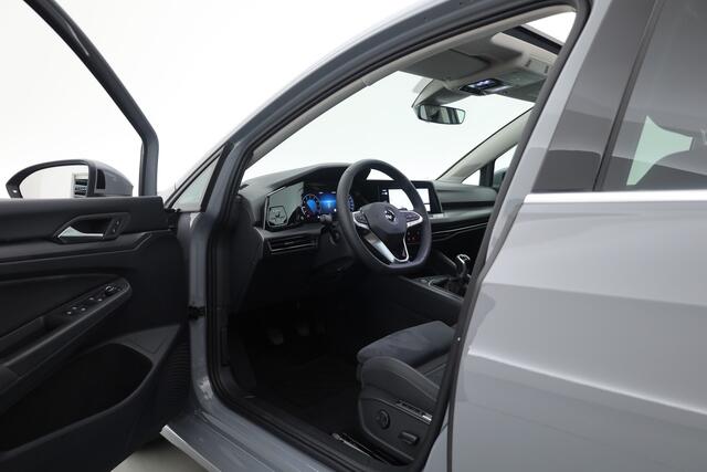 Volkswagen GOLF 1.5 TSI Style | Pano | IQ. Light | Massage | Memory | Apple CarPlay | Camera | Adapt. Cruise | Keyless